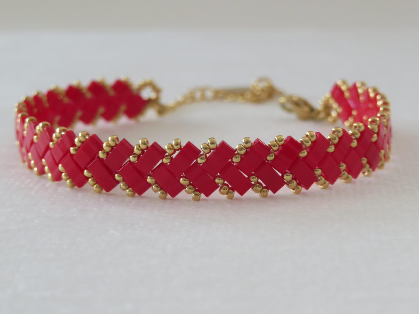 Bracelet 1 rang uni rouge vif