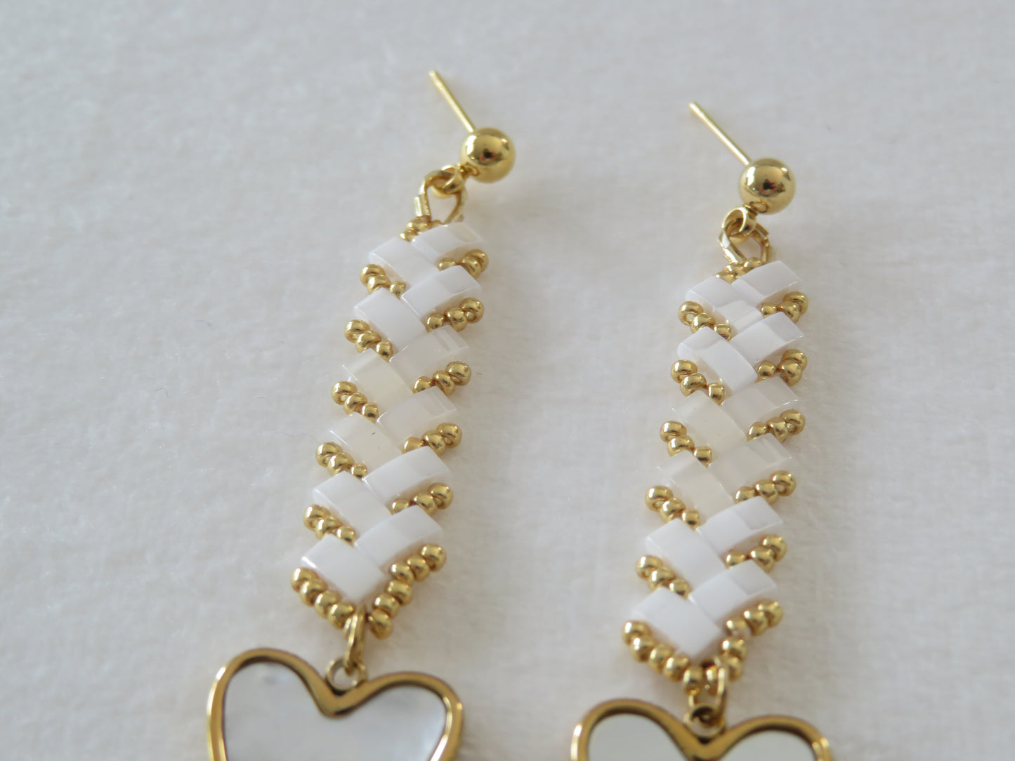 Boucles d'Oreilles charm Coeur Nacre
