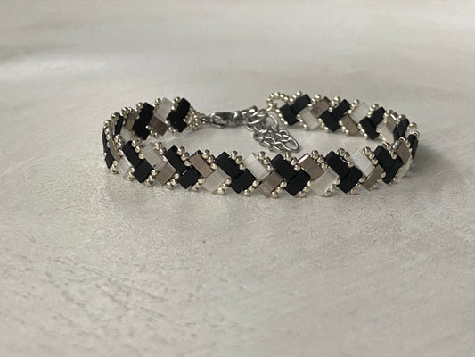 Bracelet 1 rang rayé noir